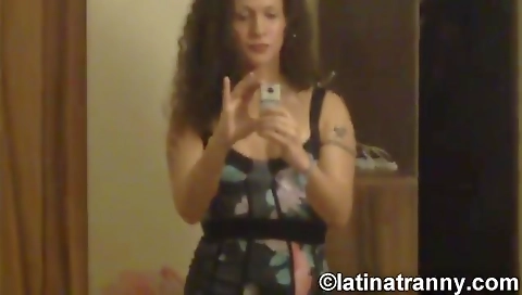 Big booty babe with huge tits and ass