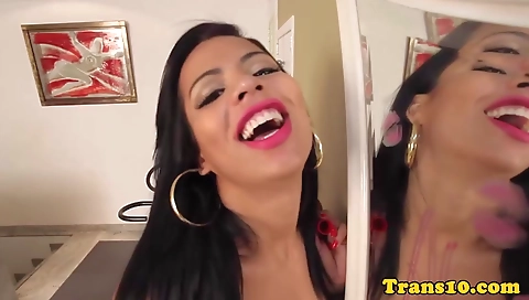 Tranny fucked by horny tranny